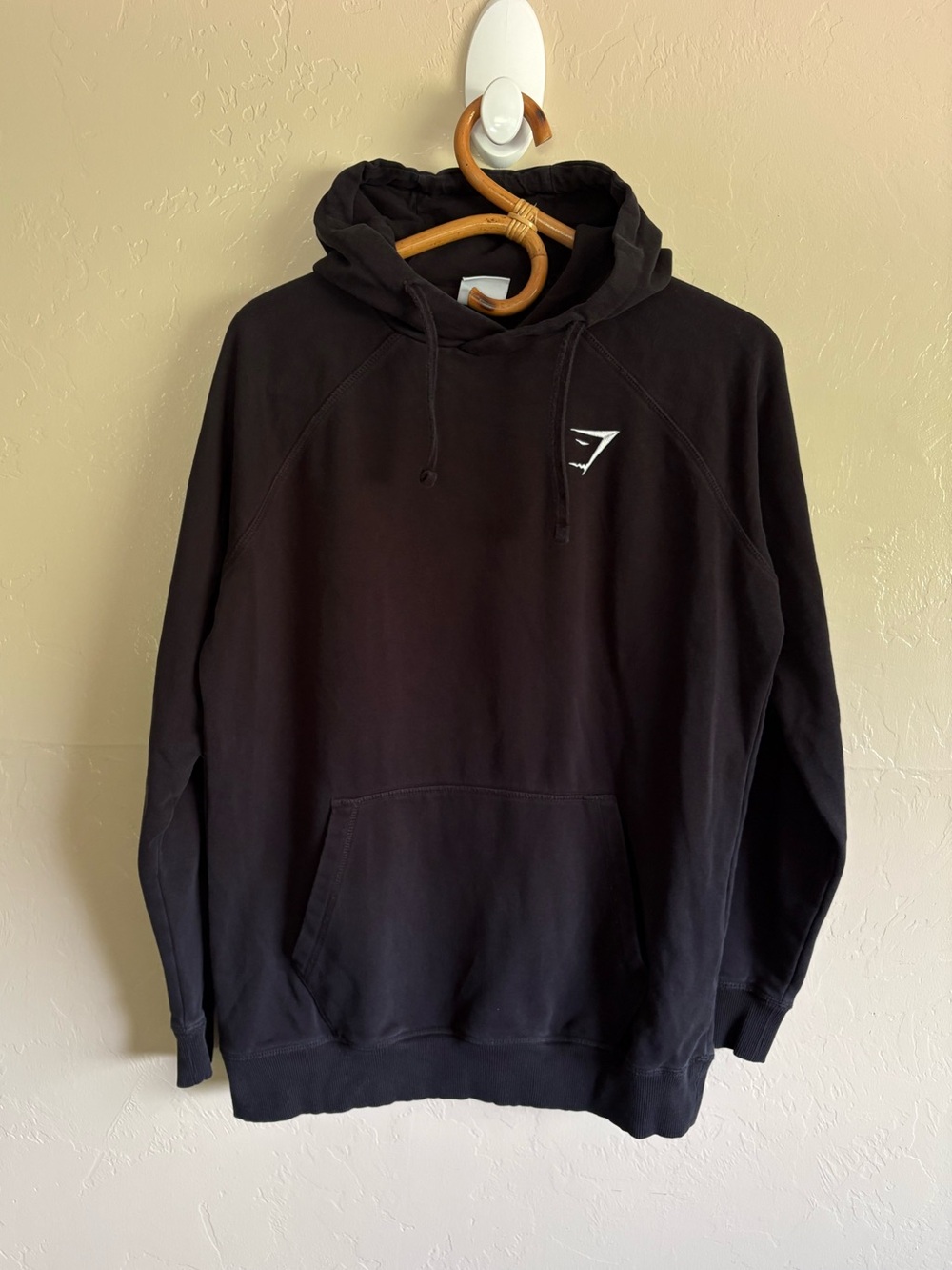 Gymshark Black Crest Hoodie Pullover Sweatshirt Size Small A1A1K
